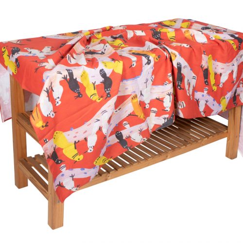 Tablecloth with birds